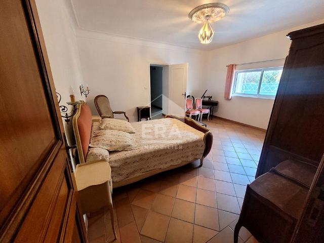 Maison meublée Les Pennes Mirabeau 8 pièce s 253.6 m2