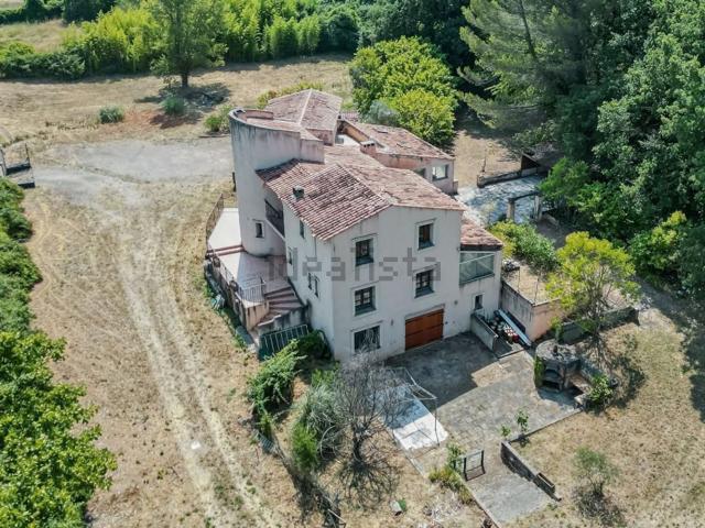 Maison, Meyrargues