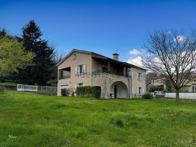 Maison, Meyras