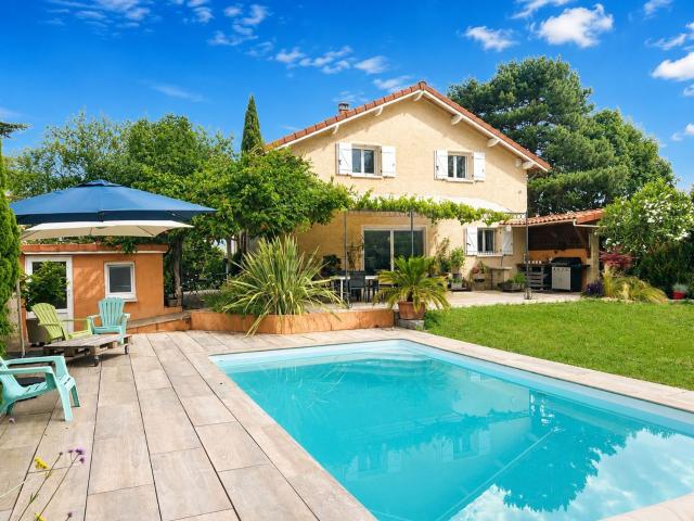 Maison, Meyzieu