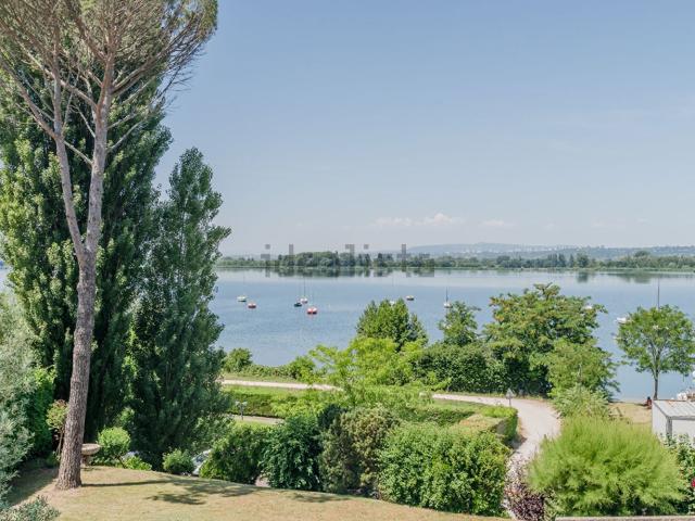 Maison, Meyzieu