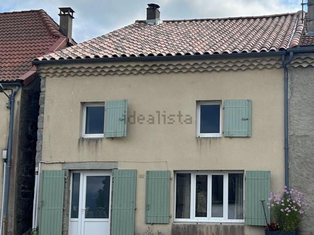 Maison, Mézilhac