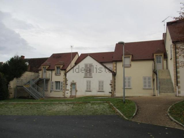Maison, Meaulne Vitray