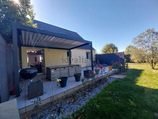 Maison, Mecé
