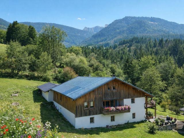 Maison, Mégevette