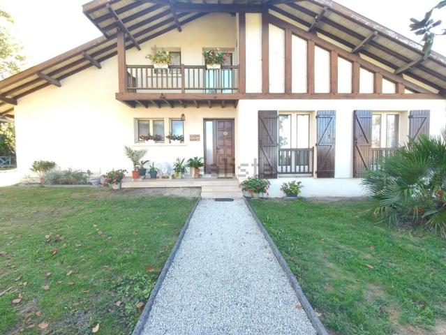 Maison, Meilhan