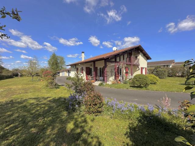 Maison, Meilhan