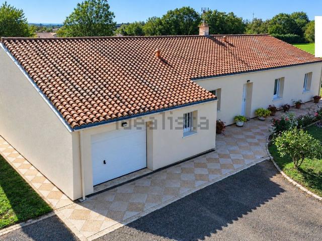 Maison, Melle