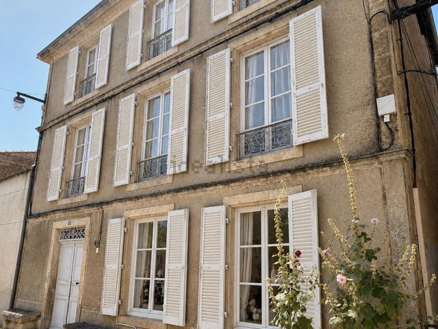 Maison, Melle