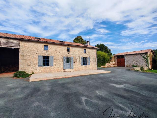 Maison, Melle