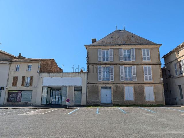 Maison, Melle