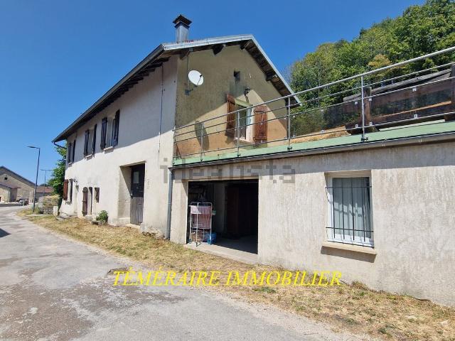 Maison, Menétrux en Joux