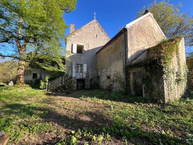 Maison, Menotey