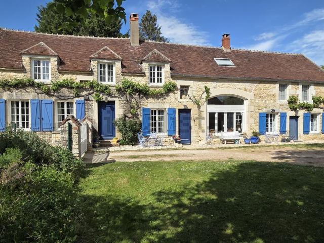 Maison, Menou