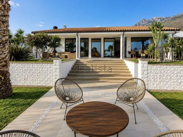 Maison, Menton