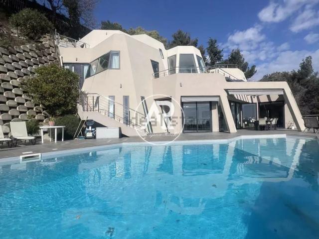 Maison, Menton