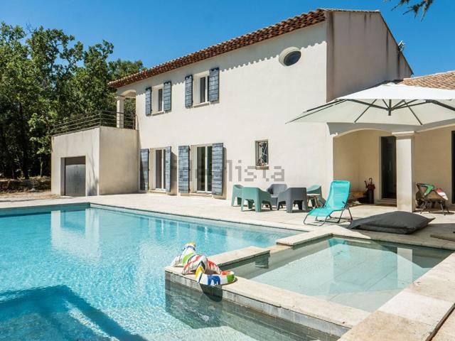 Maison, Méounes lès Montrieux