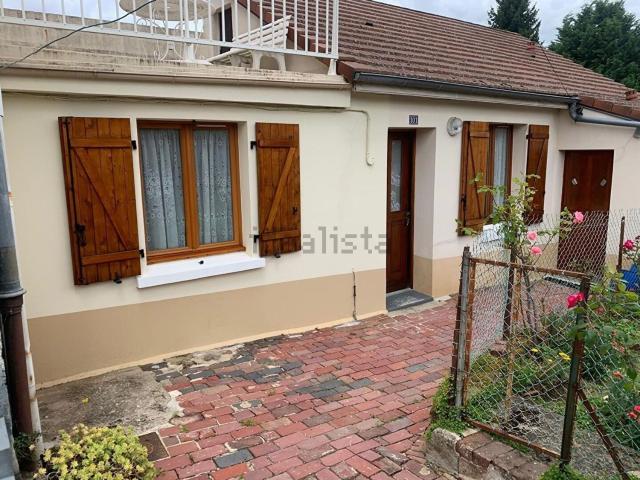 Maison, Méru