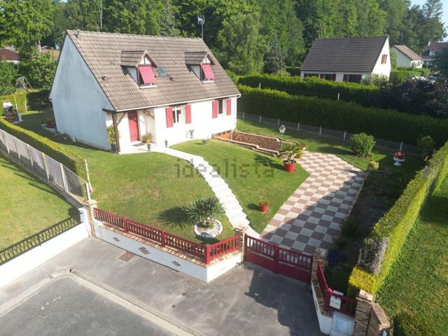 Maison, Méru
