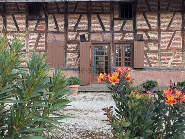 Maison, Mervans
