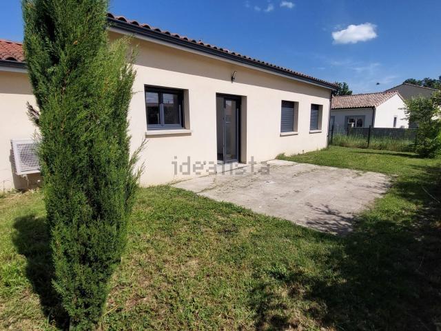 Maison, Merville