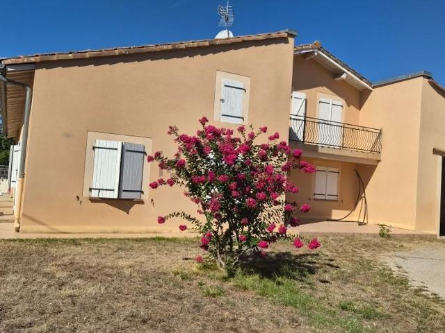 Maison, Merville