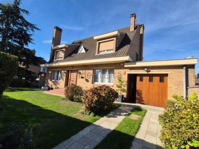 Maison, Merville