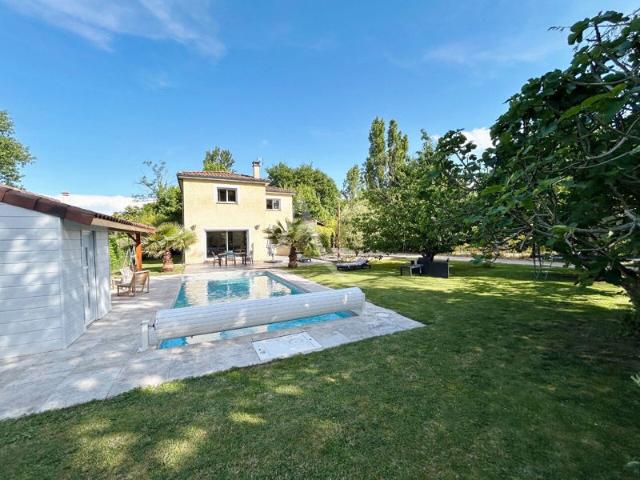 Maison Merville 6 pièce s 148 m2 sur 1120 m² de terrain avec piscine chauffée et garage