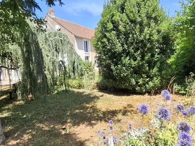 Maison, Messas