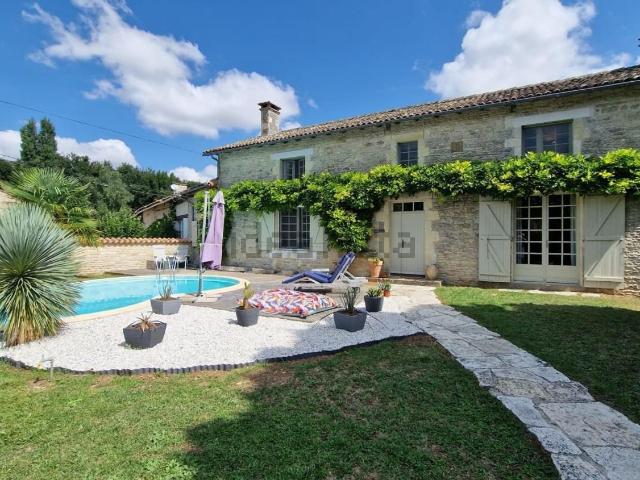 Maison, Messé