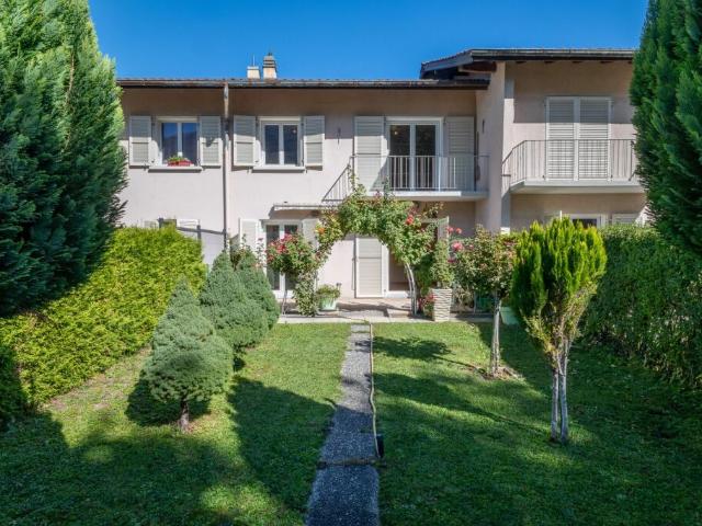 Maison mitoyenne avec un potentiel extraordinaire