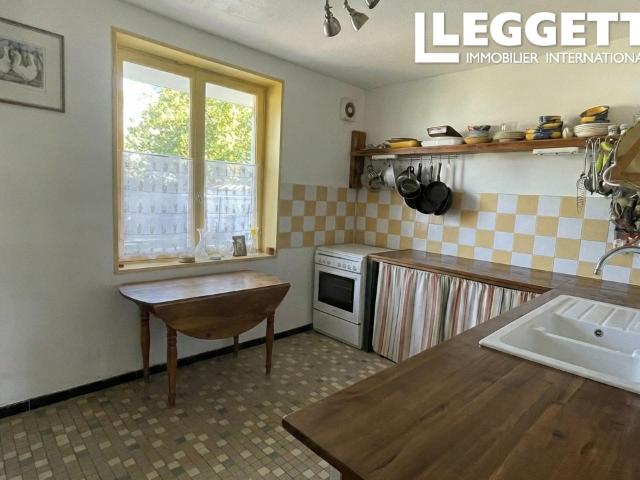 Maison mitoyenne à vendre à Port Bail sur Mer – Bourg à 200 m du havre 90m2 rue calme 4 chambres