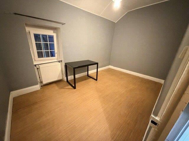 Maison mitoyenne dans quartier calme