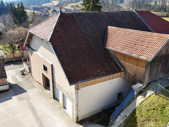 Maison mitoyenne de caractère à Oye et Pallet