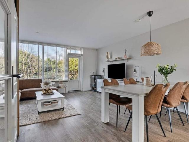 Maison mitoyenne de 4 chambres, Straat Davis, Krimpen aan de Lek À louer