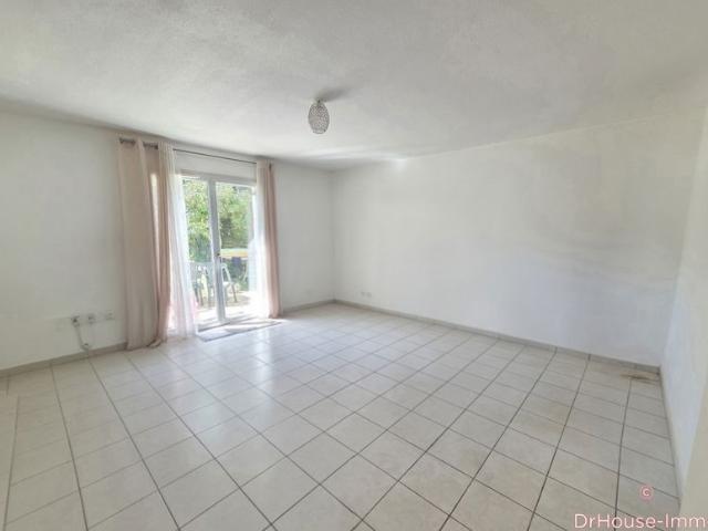Maison mitoyenne de 82m à Estissac