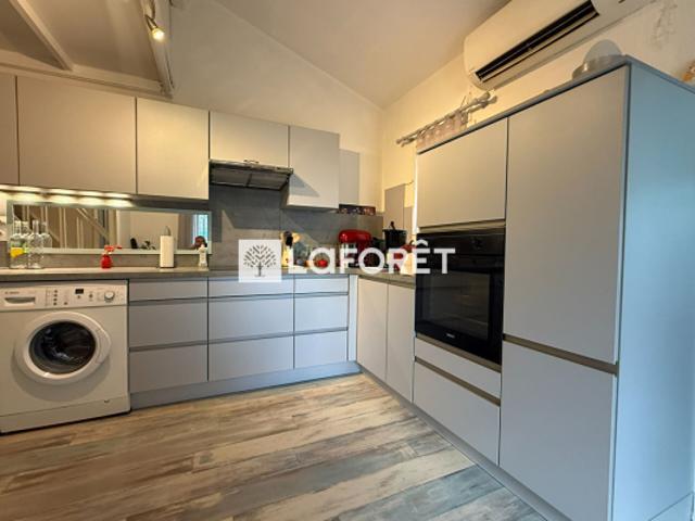 Maison mitoyenne domaine à Fayence 2 pièce s 45 m2 avec mezzanine, vérandas, chalet