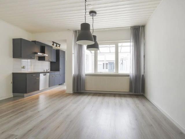 Maison mitoyenne Jan Scharpstraat, Tilburg À louer