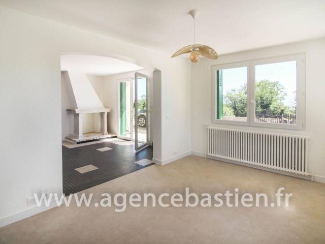 MAISON MITOYENNE RENOVEE 3 CHAMBRES AU CALME