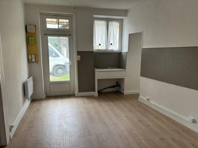Maison Mitoyenne Rénovée de type 2 de 48 m² env