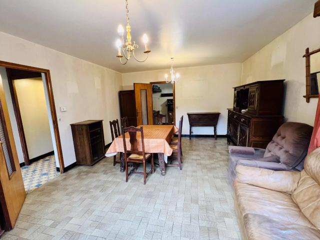 Maison mitoyenne sur 2 niveaux plus combles 141m² Sainte Reine