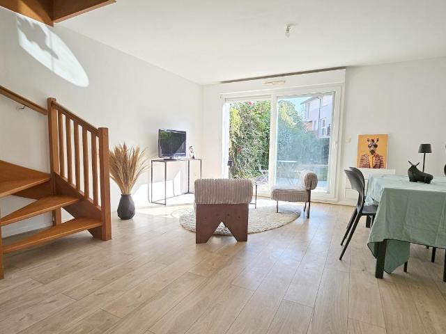 Maison mitoyenne sans travaux et avec garage située à Loos