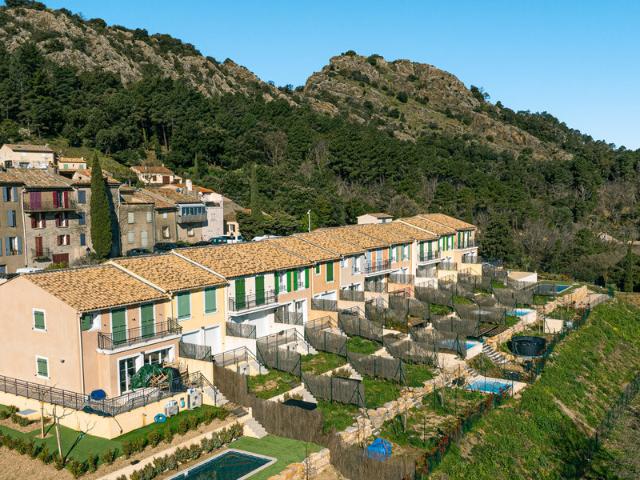 Maison mitoyenne T4 Jardin Privatif – La Garde Freinet, Saint Tropez
