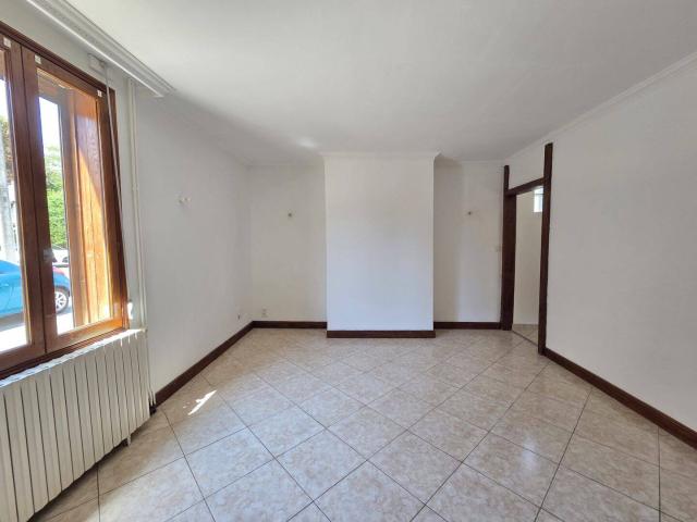 Maison mitoyenne T5 jardin collectif SAINTE SAVINE
