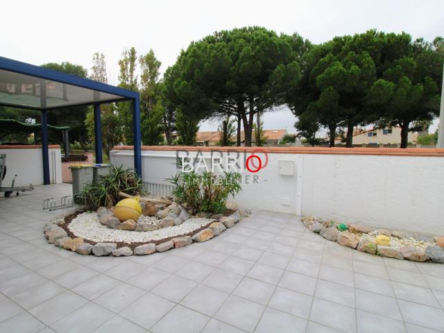 Maison mitoyenne 1 côté à louer, 3 pièces Saint Cyprien 66750