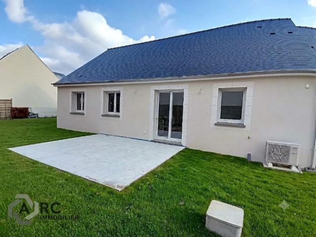 Maison mitoyenne 1 côté à louer, 4 pièces Orléans 45100