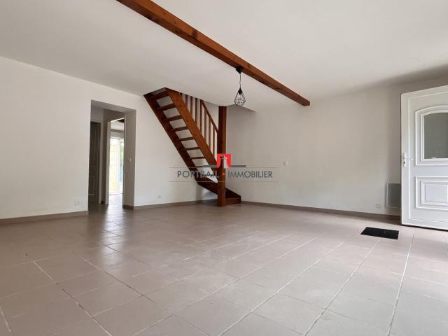 Maison mitoyenne 1 côté à louer, 4 pièces Saint André de Cubzac 33240