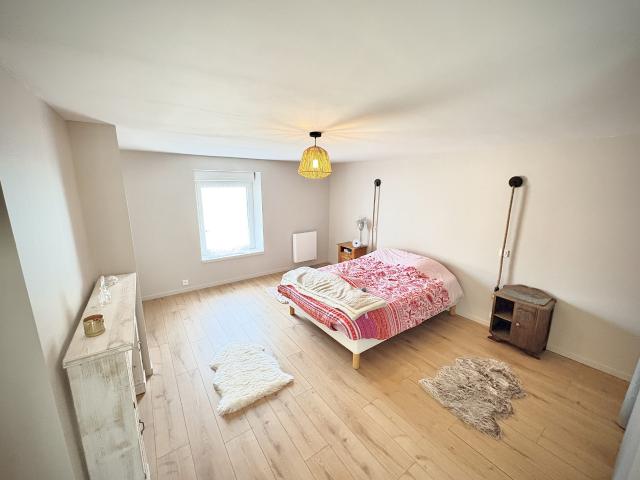 Maison Mitoyenne 2 côtés 131 m2 4 pièces