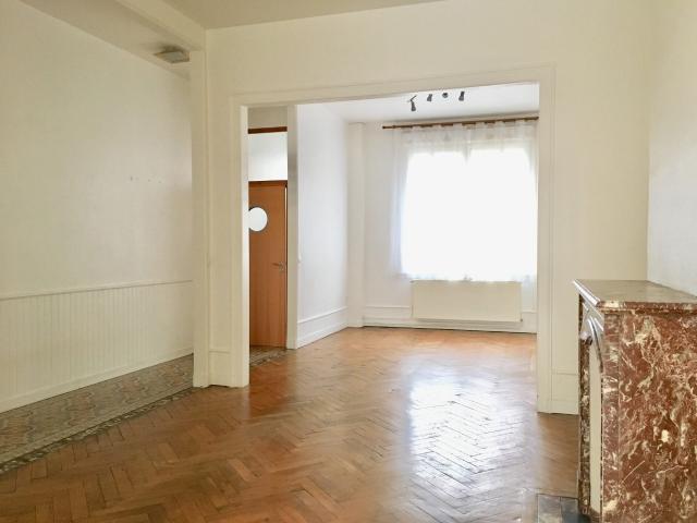 Maison mitoyenne 2 côtés à louer, 5 pièces Amiens 80000