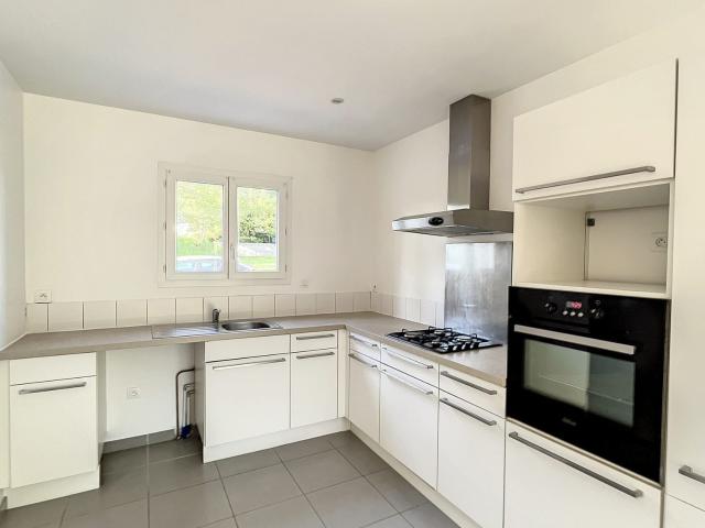 Maison mitoyenne 2 côtés à louer, 5 pièces Idron 64320